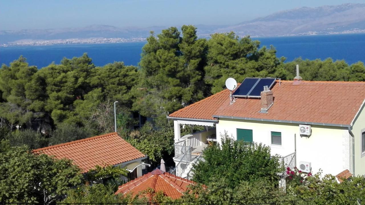 Apartments Marko Sutivan Insel Brac מראה חיצוני תמונה